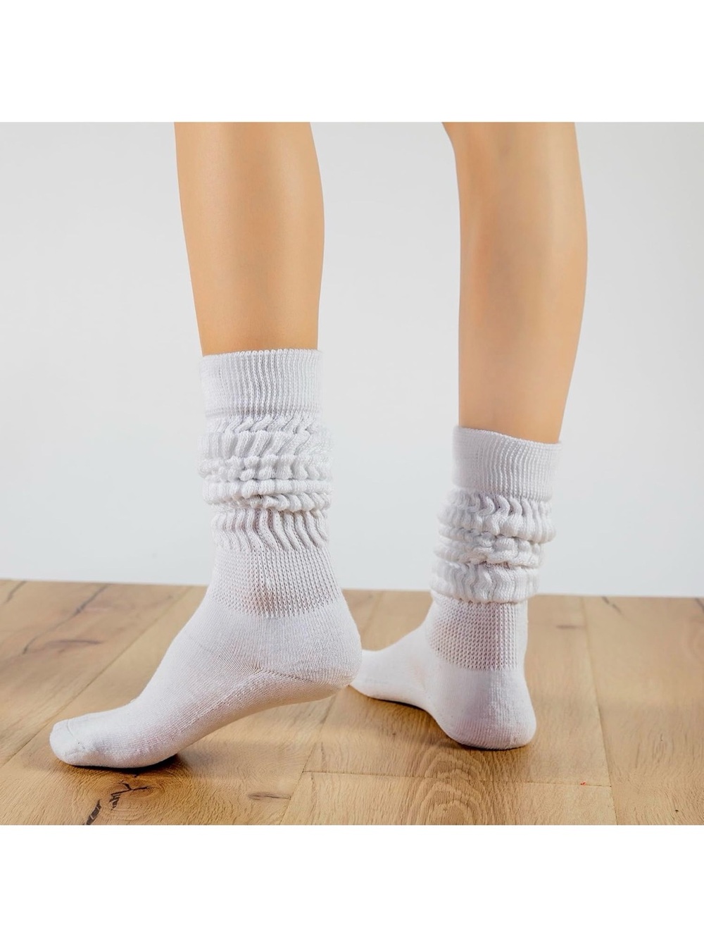 Classic White Ruched Crew Socks with sole grip - Unbranded 2pair